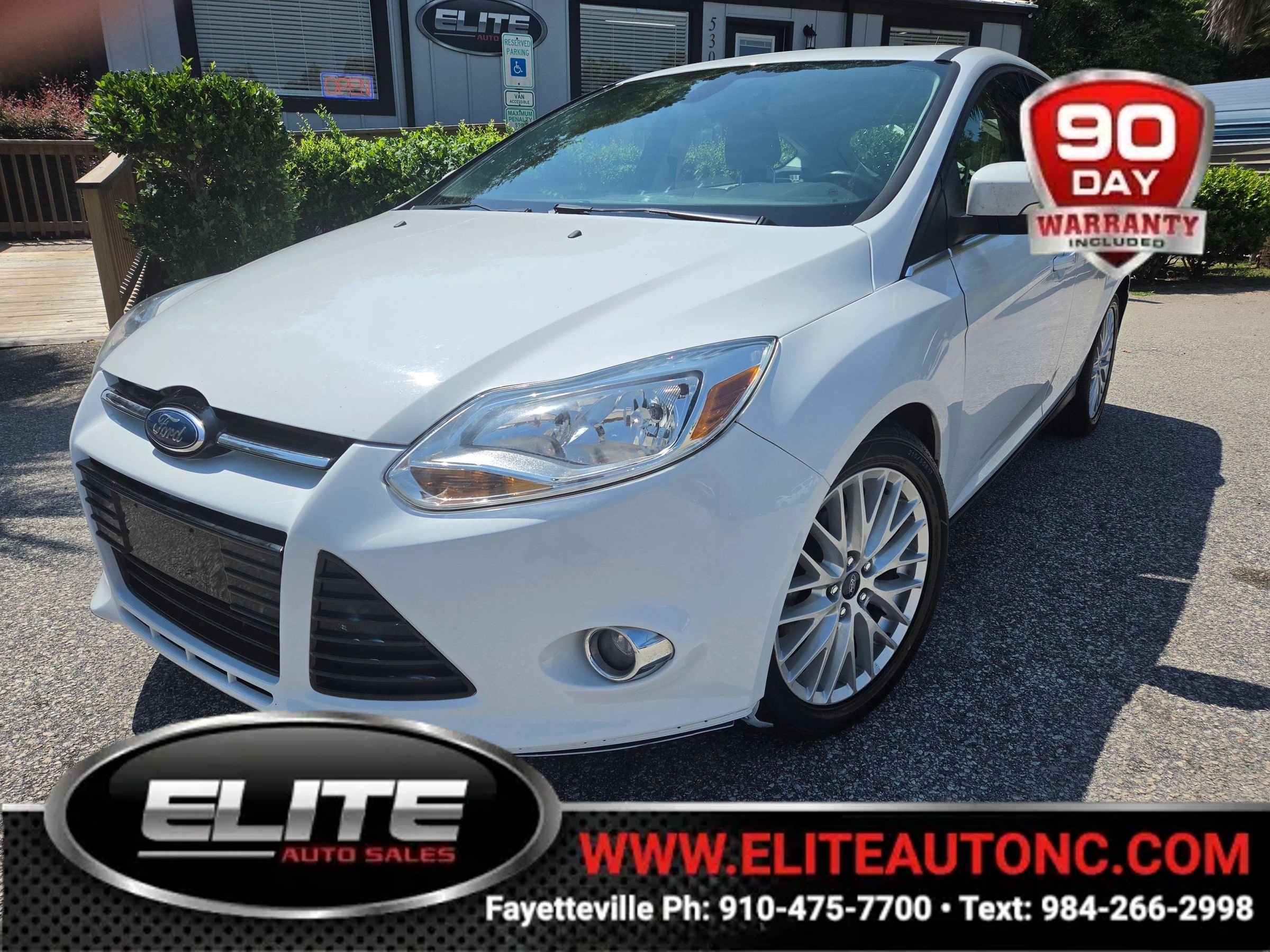 Used 2012 Ford Focus SEL FWD image 1