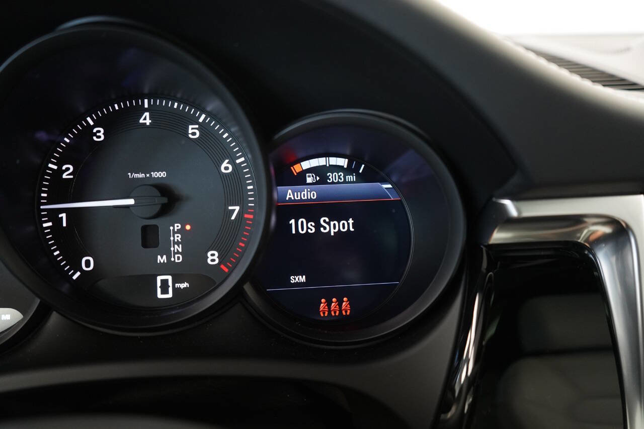 Used 2024 Porsche Macan image 73