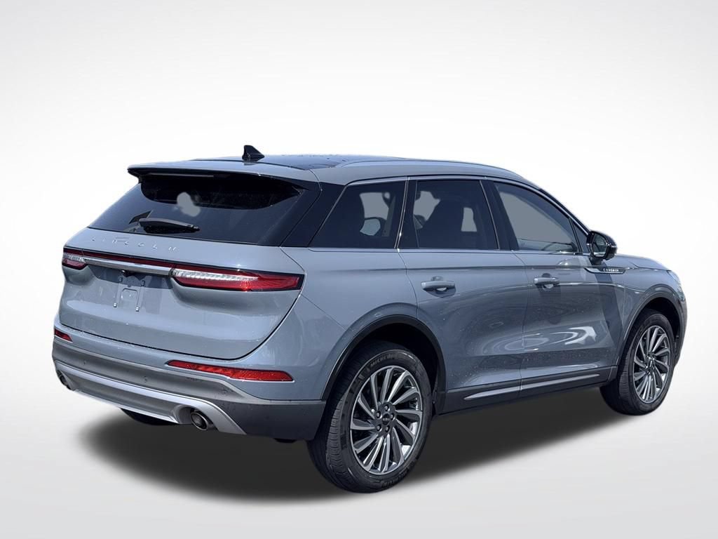 Certified 2023 Lincoln Corsair Reserve w/ Equipment Group 201A AWD/4WD image 6