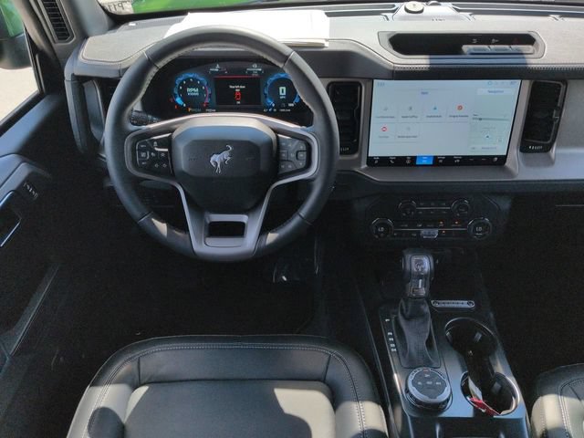 Used 2025 Ford Bronco Outer Banks AWD/4WD image 18