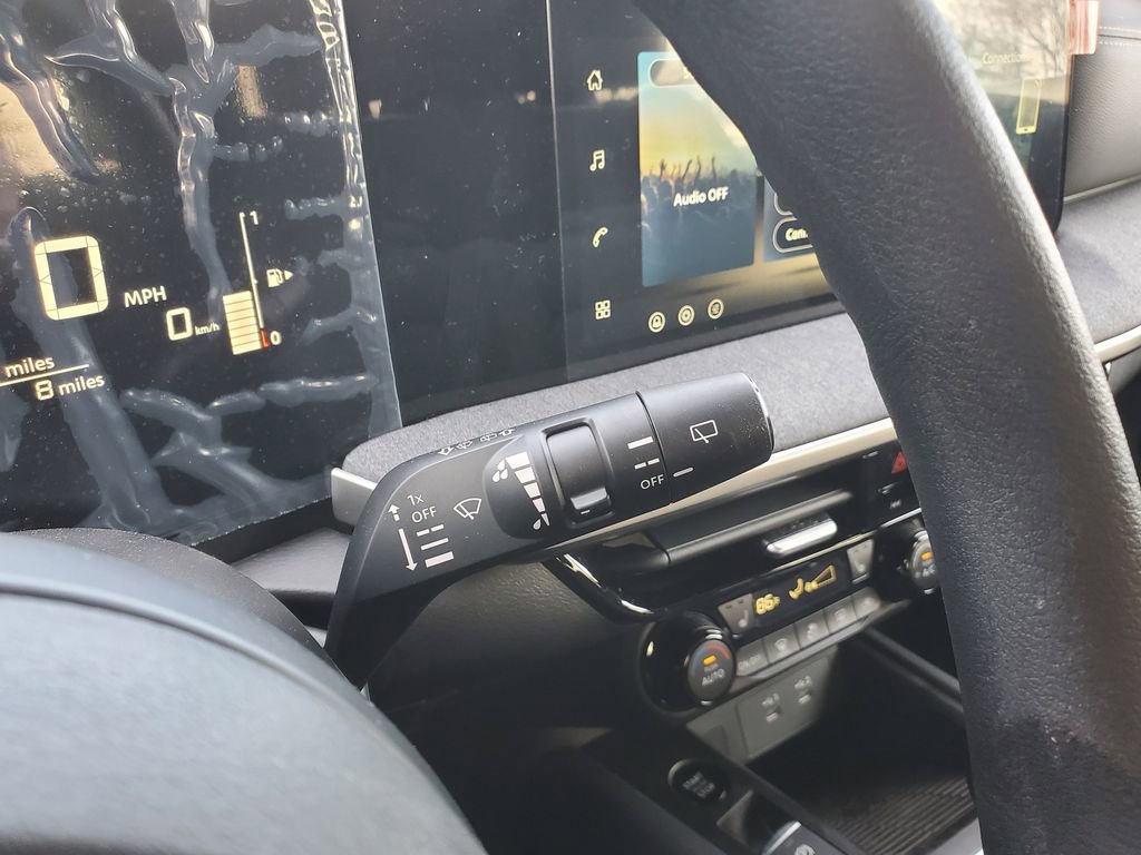 New 2026 Nissan Kicks SV image 21