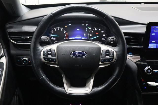 Used 2022 Ford Explorer Limited w/ Equipment Group 301A image 27