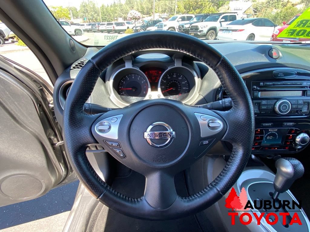 Used 2011 Nissan Juke SV FWD image 34