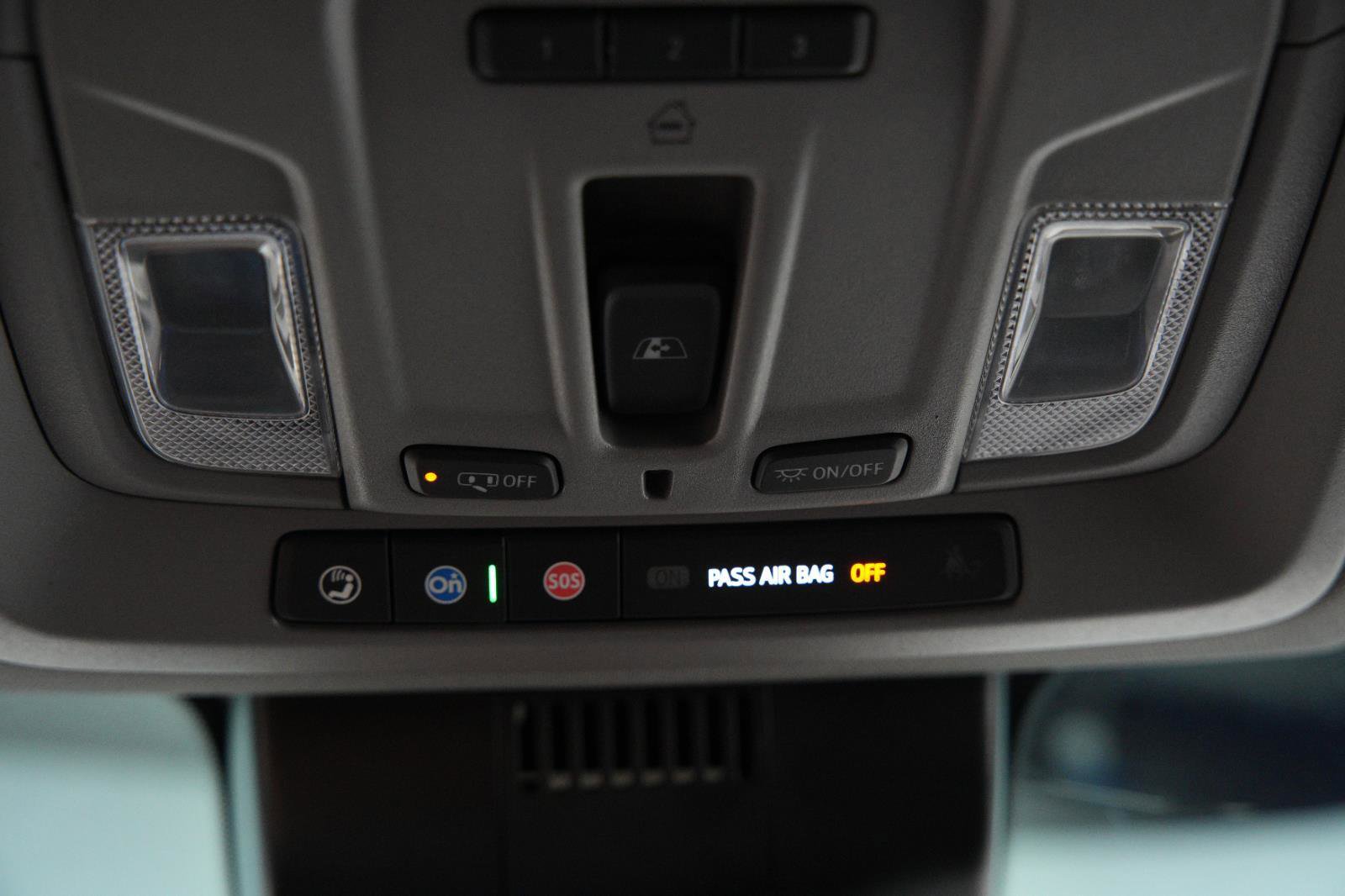 Used 2024 GMC Sierra 2500 SLT w/ SLT Convenience Package image 39