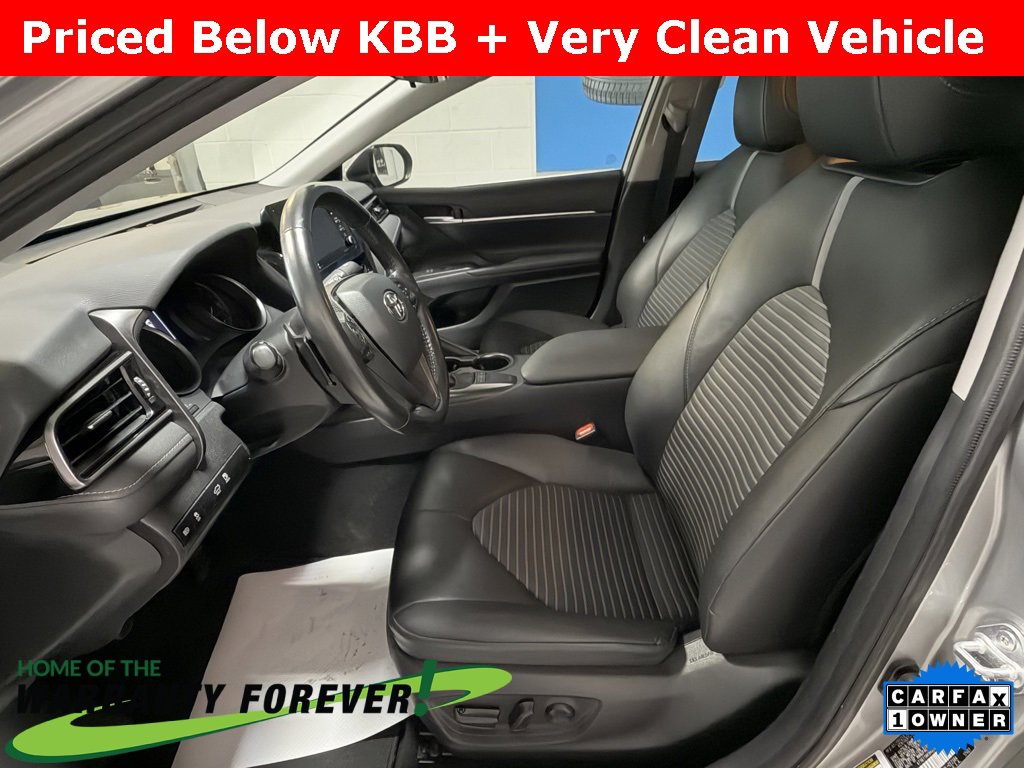 Used 2024 Toyota Camry SE image 9