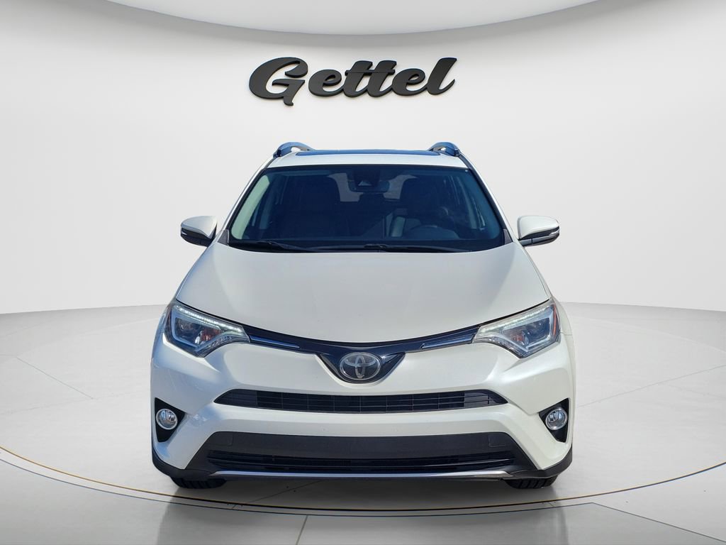 Used 2018 Toyota RAV4 Limited image 8