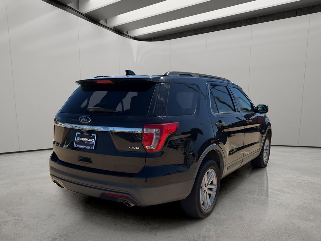 Used 2017 Ford Explorer 4WD image 9