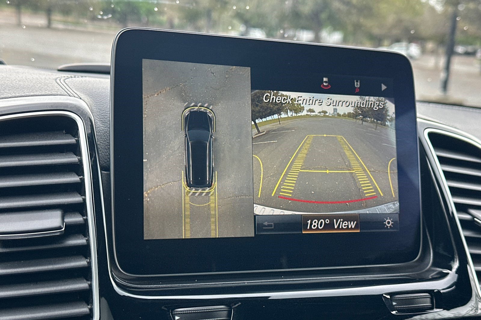 Used 2017 Mercedes-Benz GLS 450 4MATIC image 27