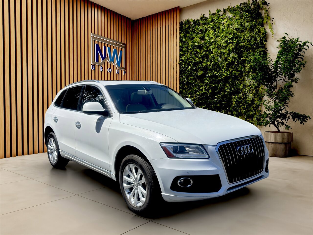 Used 2014 Audi Q5 2.0T Premium Plus AWD/4WD image 1