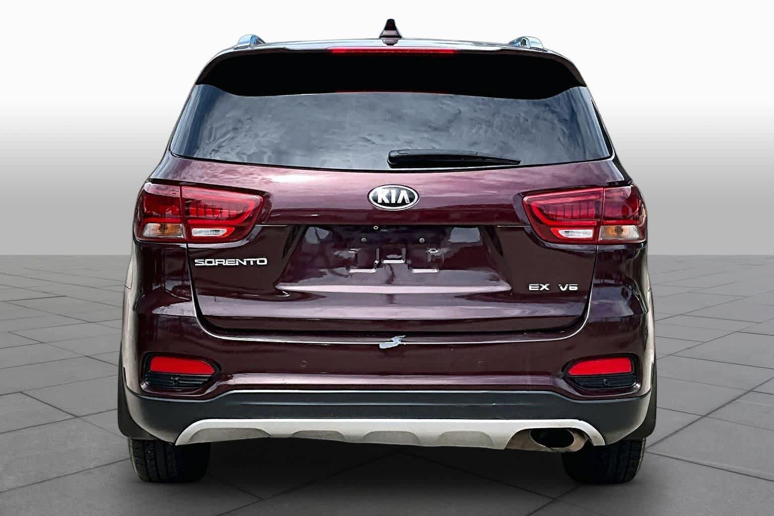 Used 2019 Kia Sorento EX w/ EX Touring Package FWD image 5
