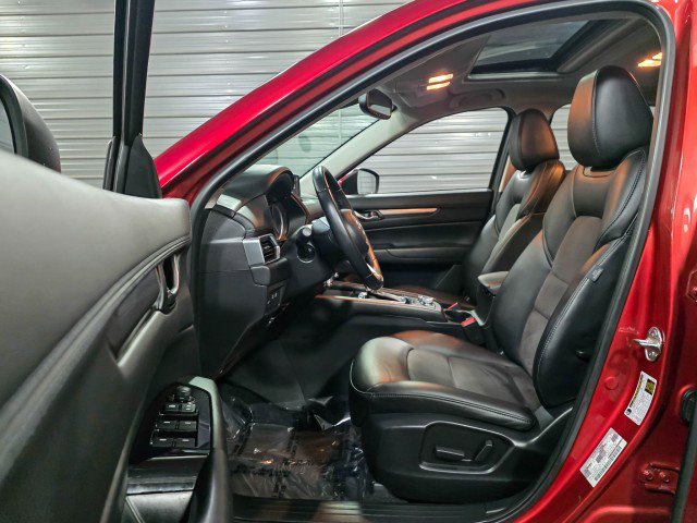 Used 2019 MAZDA CX-5 Touring image 13