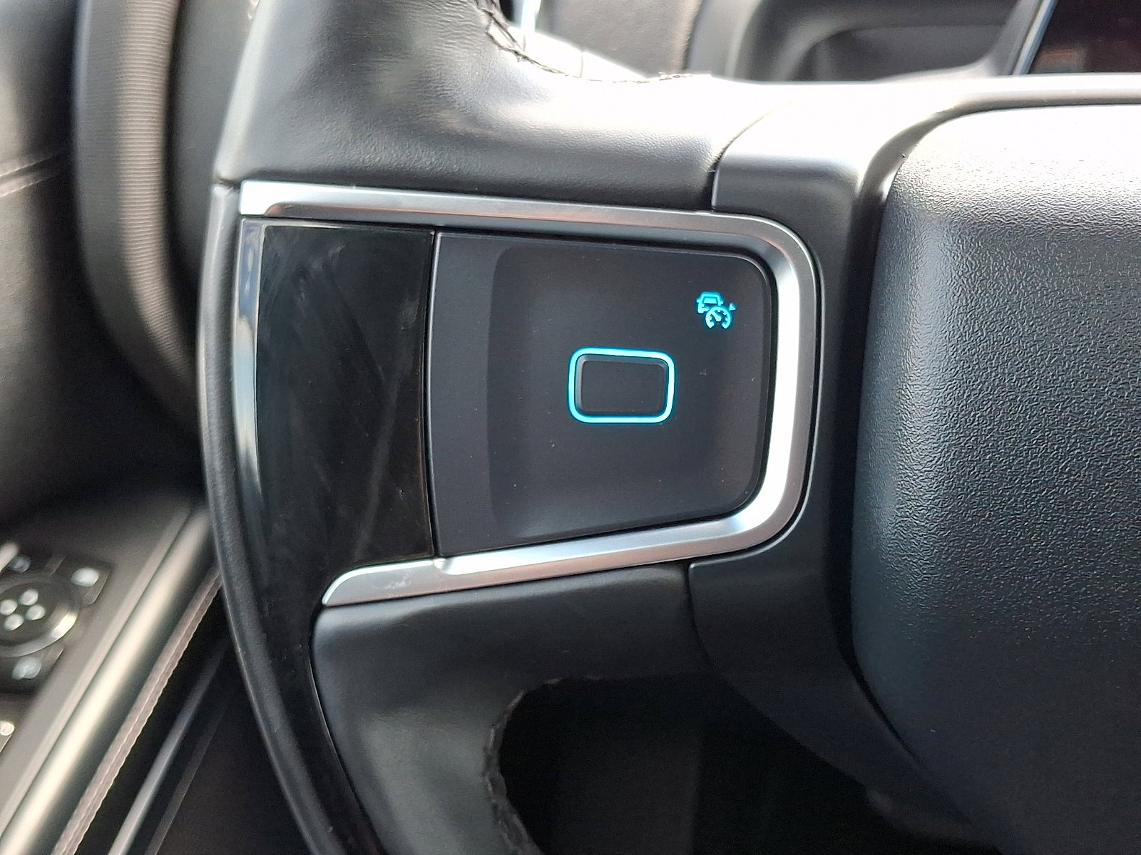 Used 2025 Ford Expedition Platinum w/ Stealth Performance Package image 21