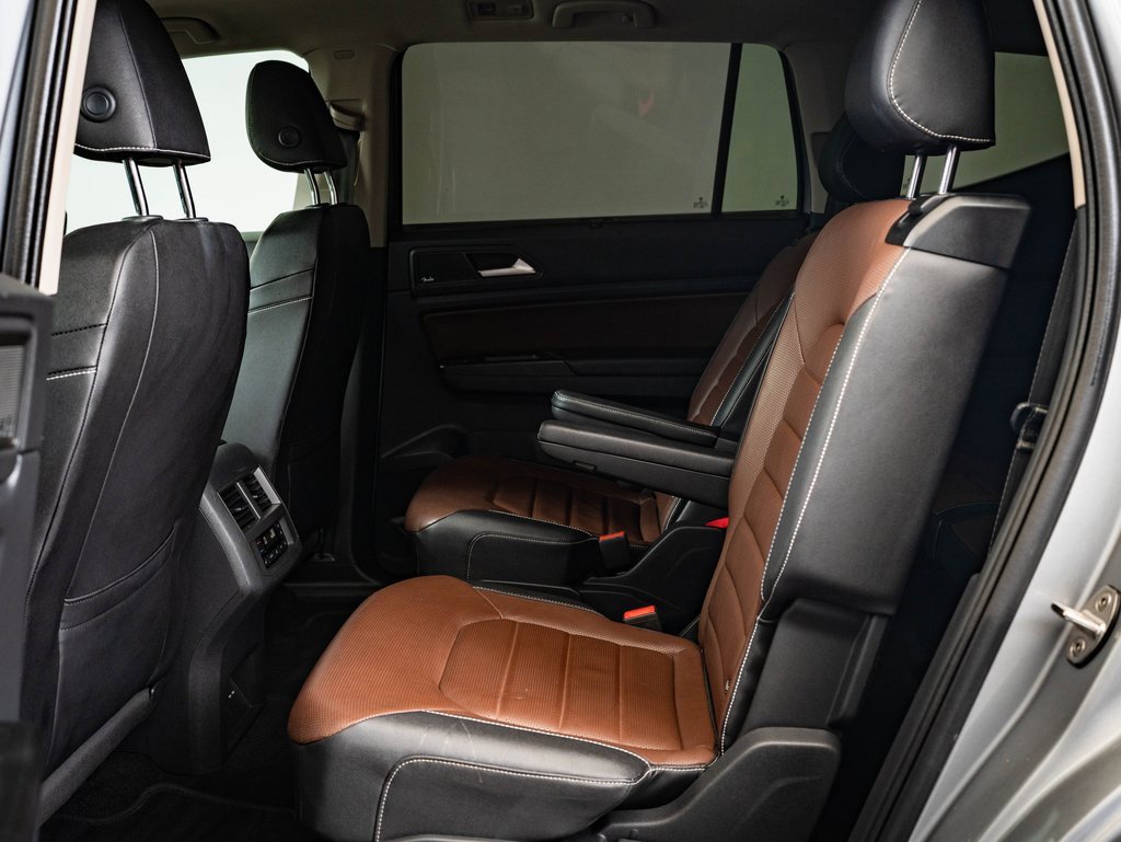 Used 2021 Volkswagen Atlas SEL Premium image 35