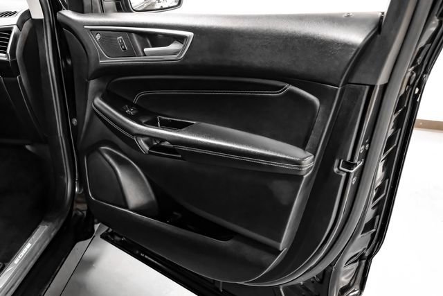 Used 2019 Ford Edge Titanium image 56