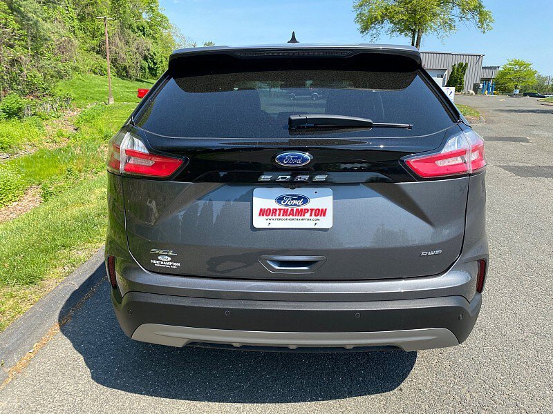 Used 2022 Ford Edge SEL w/ Convenience Package AWD/4WD image 8