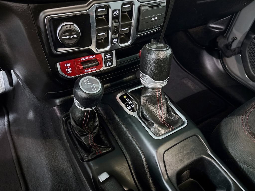 Used 2022 Jeep Wrangler Unlimited Rubicon AWD/4WD image 15