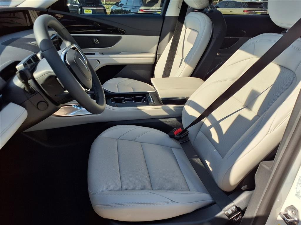 New 2026 Lincoln Nautilus Premier w/ Jet Appearance Package image 11