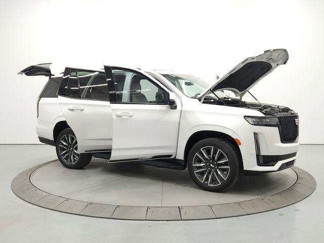 Used 2024 Cadillac Escalade Sport RWD image 9