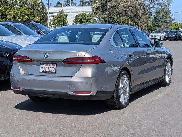 Certified 2024 BMW 530i w/ Premium Package RWD image 5