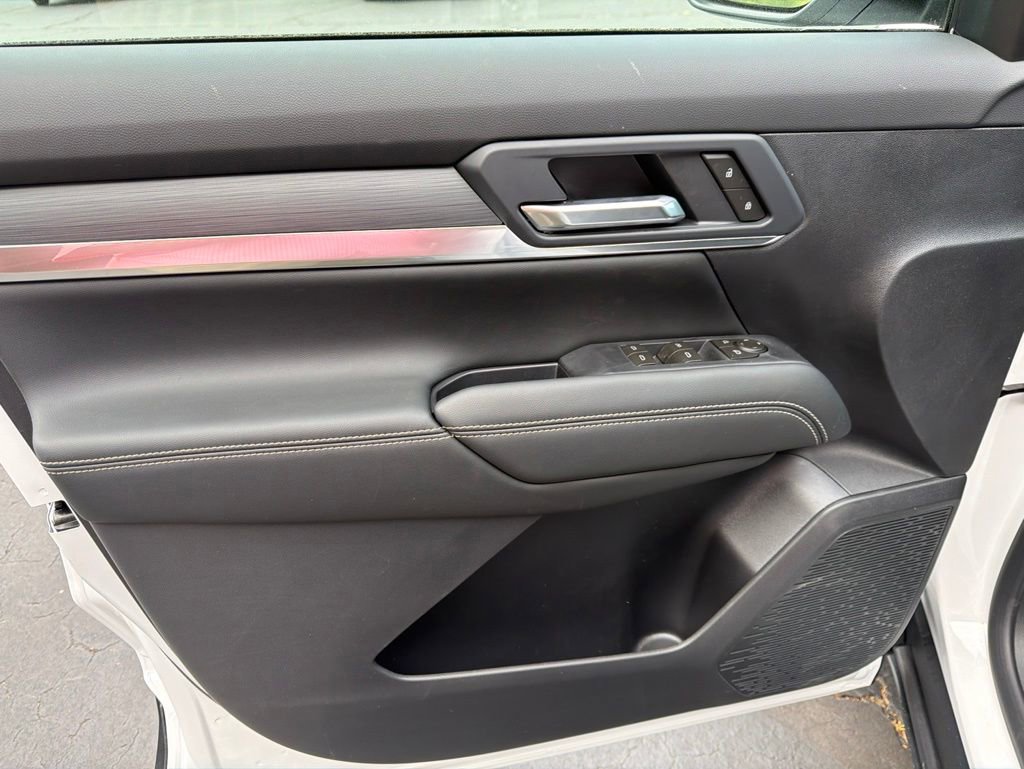 New 2026 GMC Terrain Elevation FWD image 8