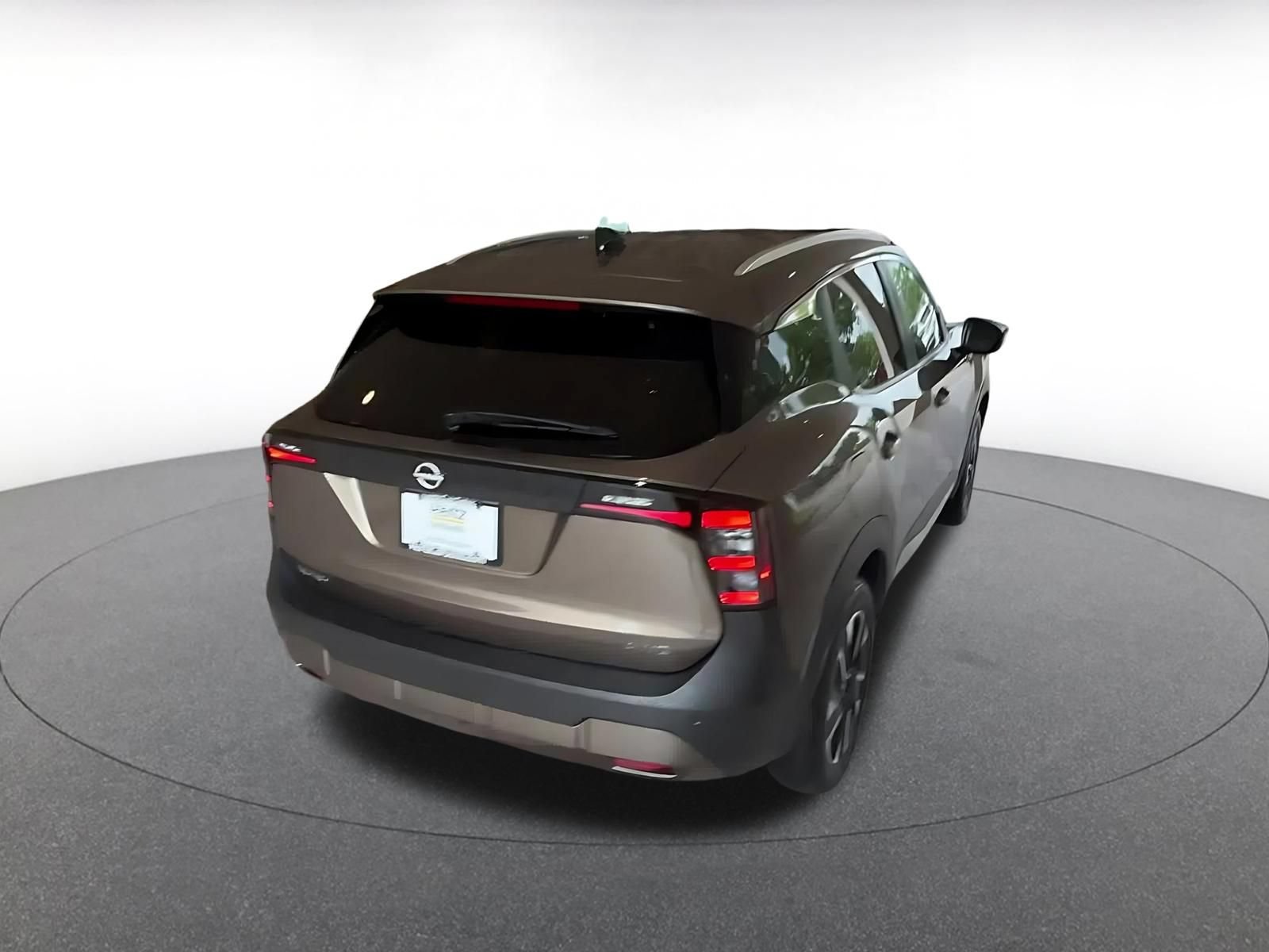 Used 2026 Nissan Kicks SV w/ Cold Weather Package AWD/4WD image 14