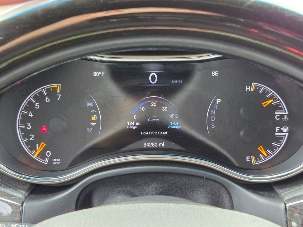 Used 2015 Jeep Grand Cherokee Overland RWD image 17