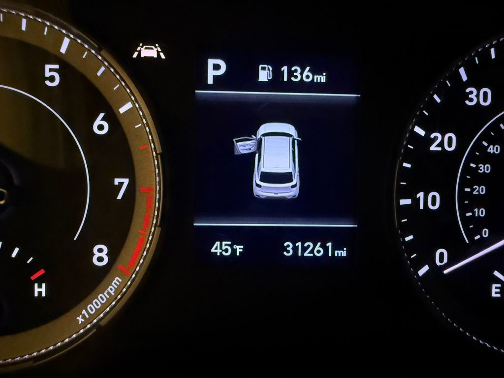 Certified 2022 Hyundai Venue SE w/ Cargo Package FWD image 38