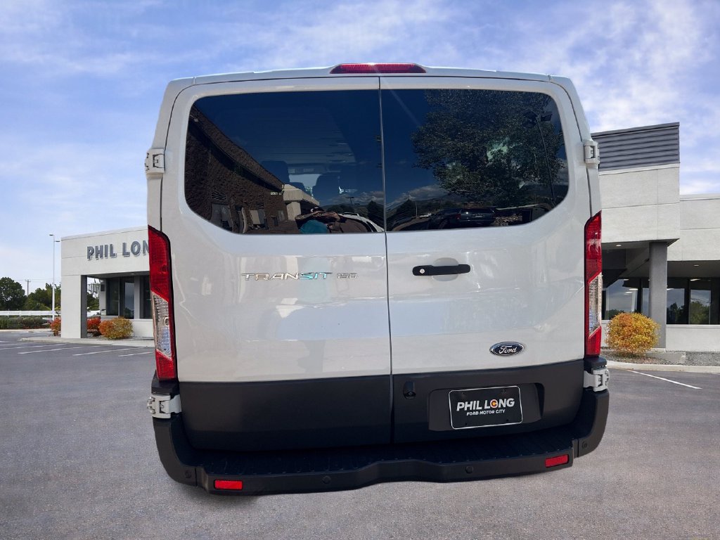 Used 2018 Ford Transit 150 XL RWD image 7