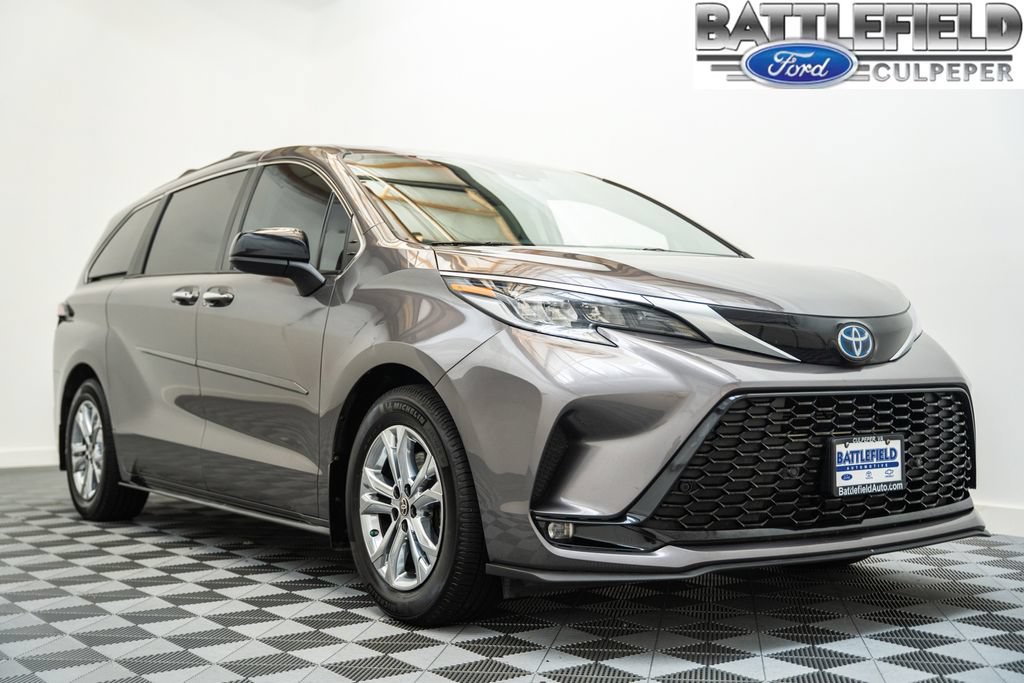 Used 2022 Toyota Sienna XSE w/ XSE Plus Package