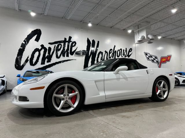 Used 2011 Chevrolet Corvette Convertible w/ Preferred Equipment Group RWD image 19