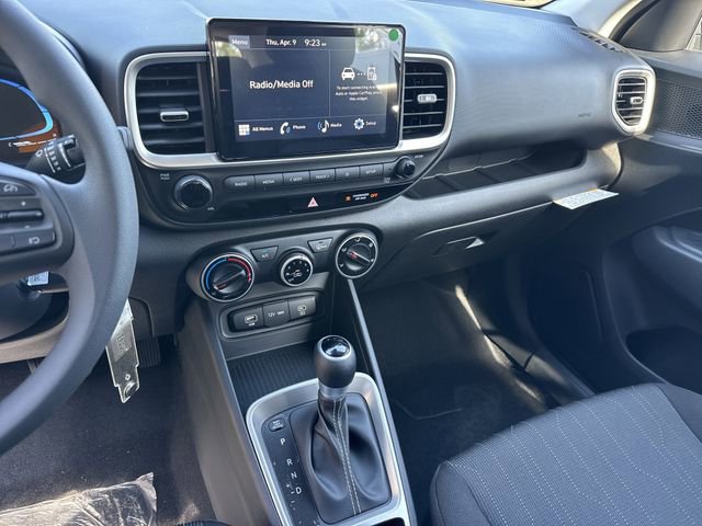 New 2026 Hyundai Venue SE FWD image 27