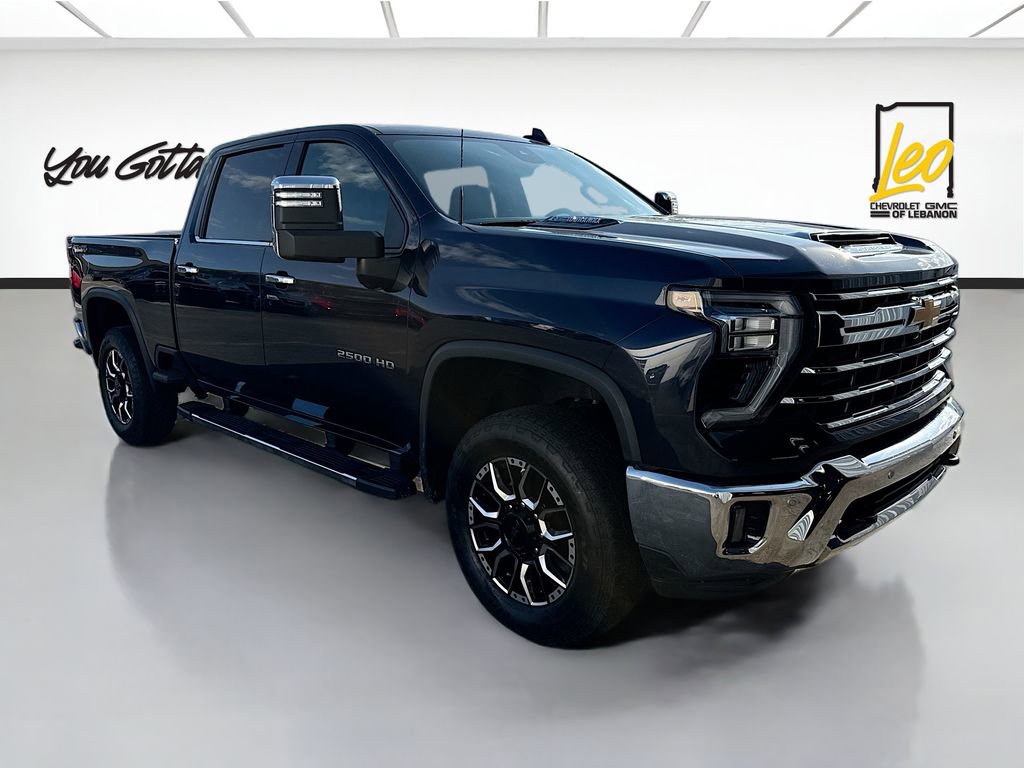 Used 2024 Chevrolet Silverado 2500 LTZ w/ LTZ Plus Package AWD/4WD image 3