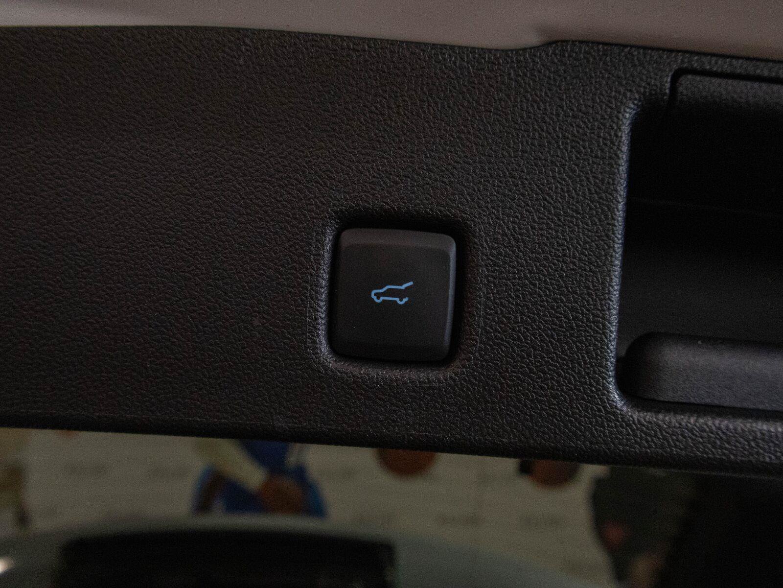 Used 2026 Ford Escape Platinum w/ Premium Technology Package AWD/4WD image 25