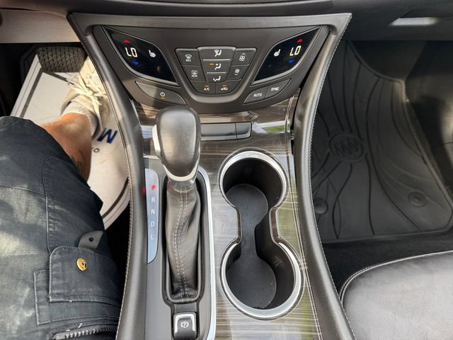 Used 2020 Buick Envision Essence w/ Experience Buick Package AWD/4WD image 26