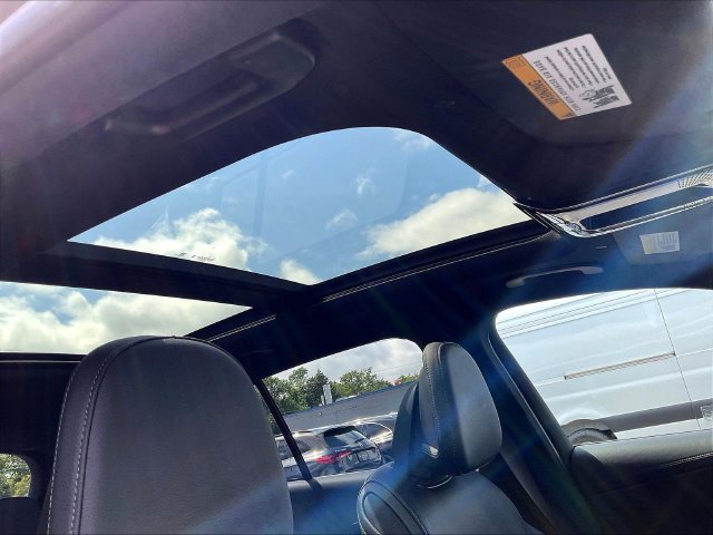 Certified 2024 Mercedes-Benz GLC 300 4MATIC image 29