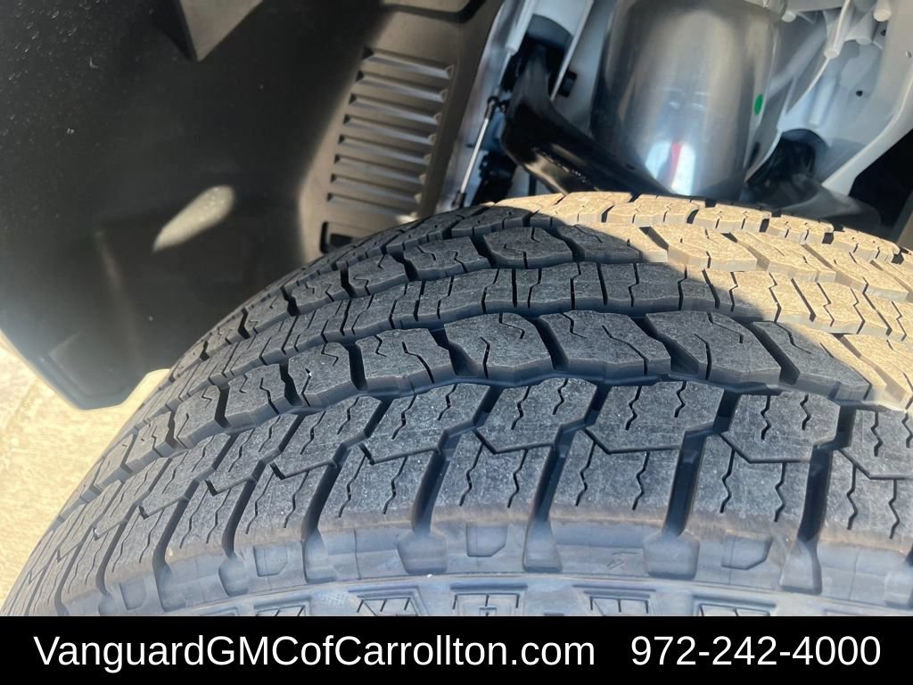 New 2026 GMC Hummer EV SUV w/ LPO, Sport Package AWD/4WD image 28