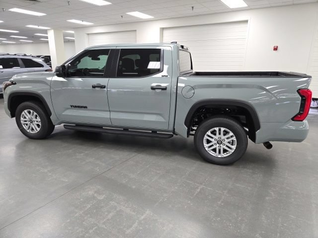 New 2026 Toyota Tundra SR5 AWD/4WD image 3