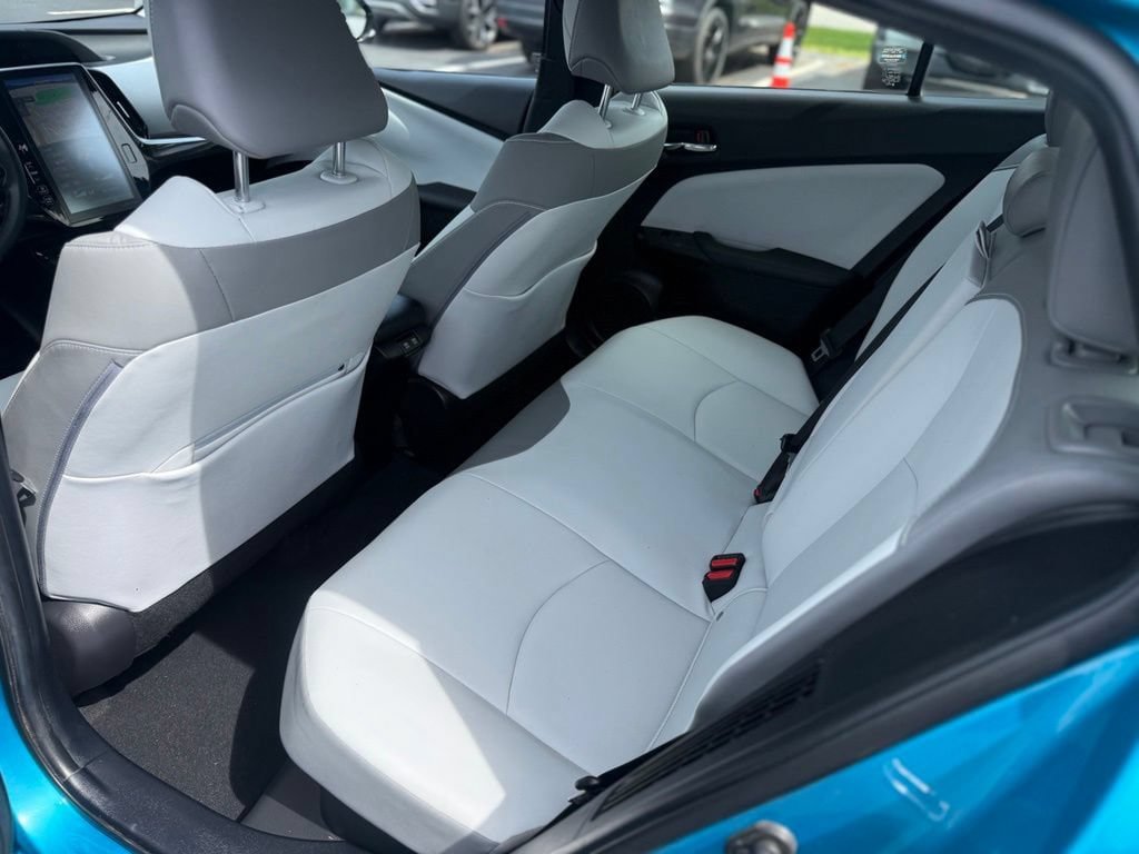 Used 2020 Toyota Prius Prime XLE FWD image 17