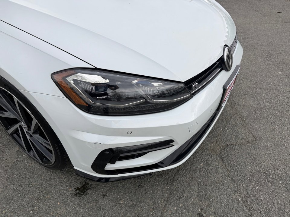 Used 2019 Volkswagen Golf R 4-Door image 28