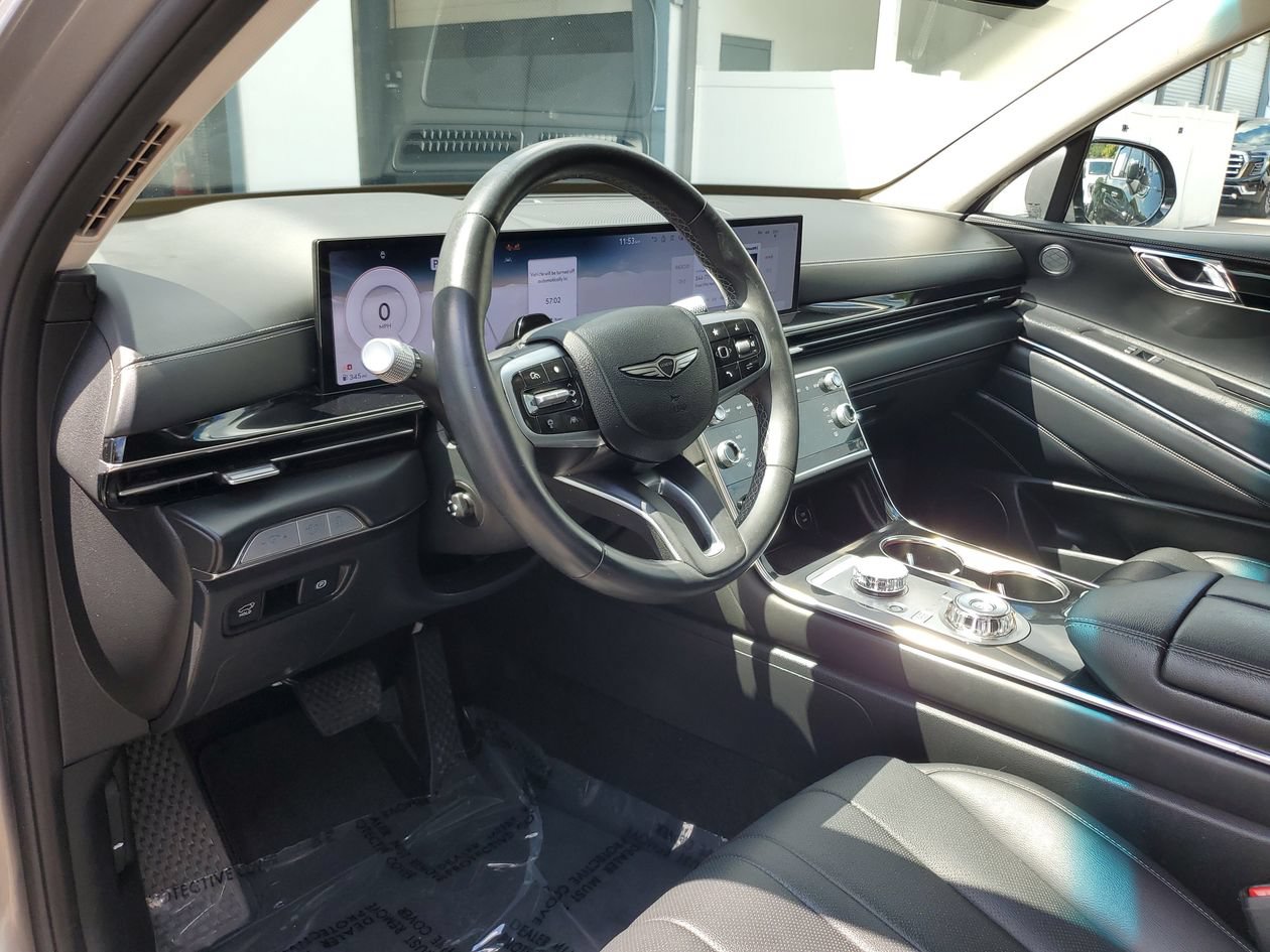 Used 2025 Genesis GV80 2.5T Standard AWD/4WD image 19