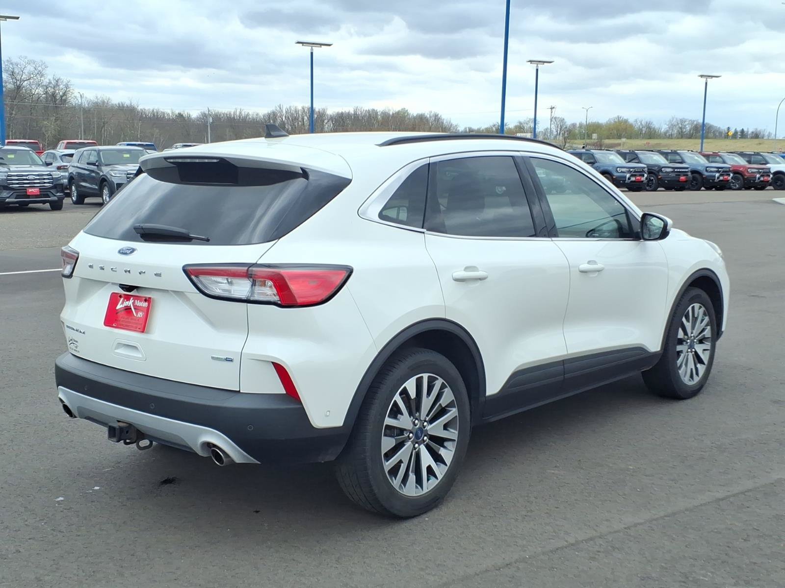 Used 2020 Ford Escape Titanium AWD/4WD image 6
