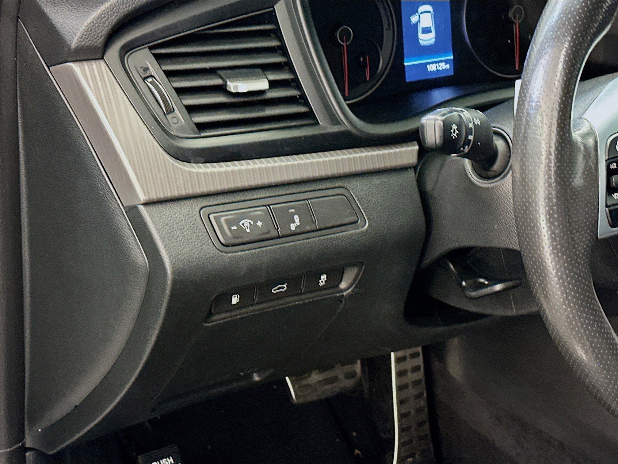 Used 2019 Hyundai Sonata Sport w/ Cargo Package image 17