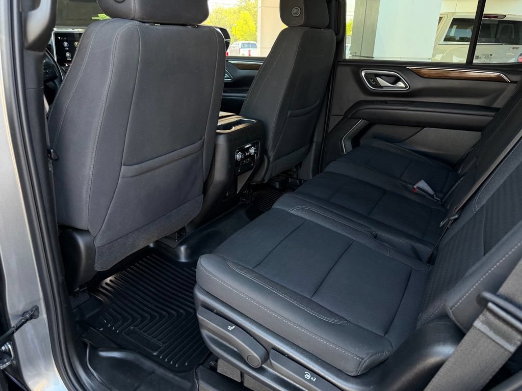 Used 2021 GMC Yukon SLE RWD image 16