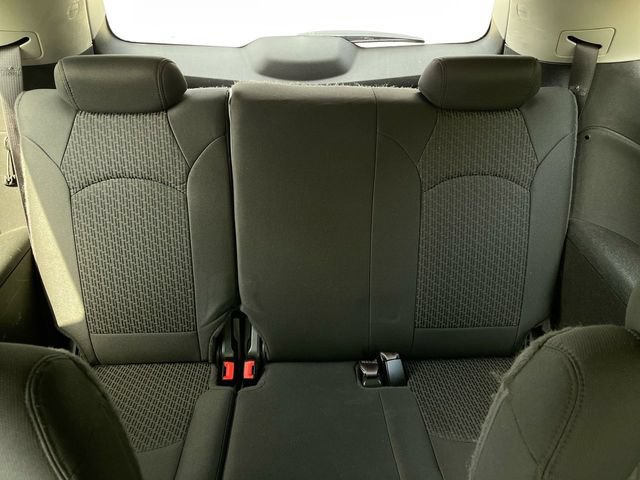 Used 2011 Chevrolet Traverse LT w/ Personal Connectivity Package FWD image 31