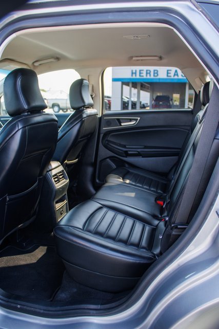 Used 2024 Ford Edge SEL image 12