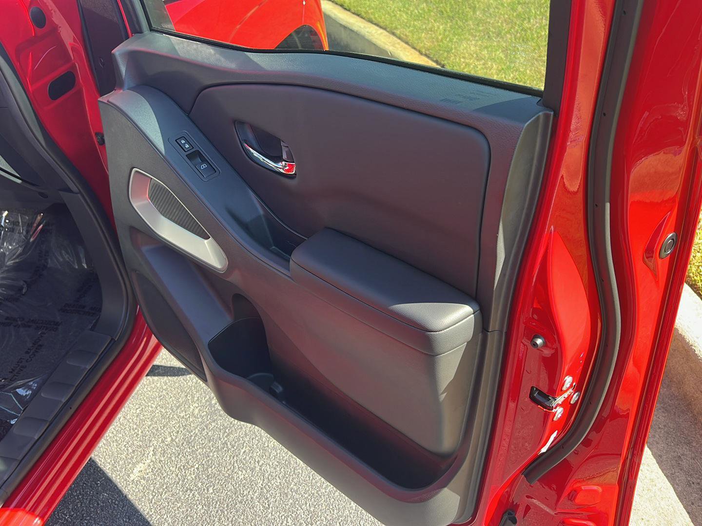 New 2026 Nissan Frontier SV w/ SV Convenience Package RWD image 14