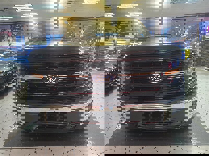 Used 2025 Ford F150 XLT w/ Equipment Group 301A Standard image 2