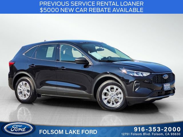 Used 2025 Ford Escape Active FWD image 1