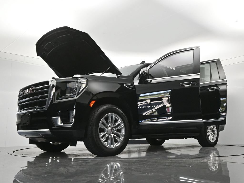 Used 2023 GMC Yukon XL SLT w/ SLT Luxury Package AWD/4WD image 51