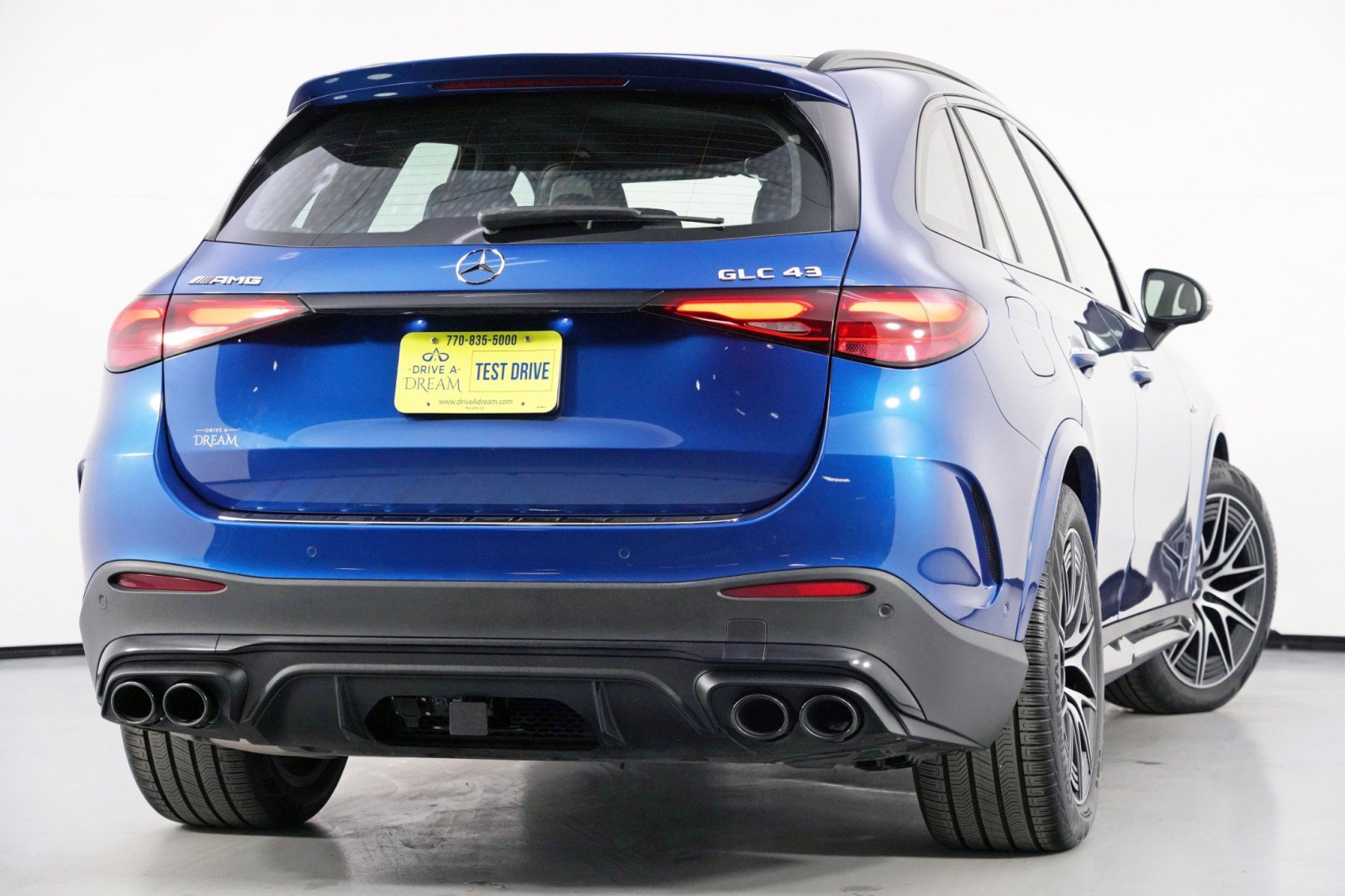 Used 2024 Mercedes-Benz GLC 43 AMG 4MATIC image 5